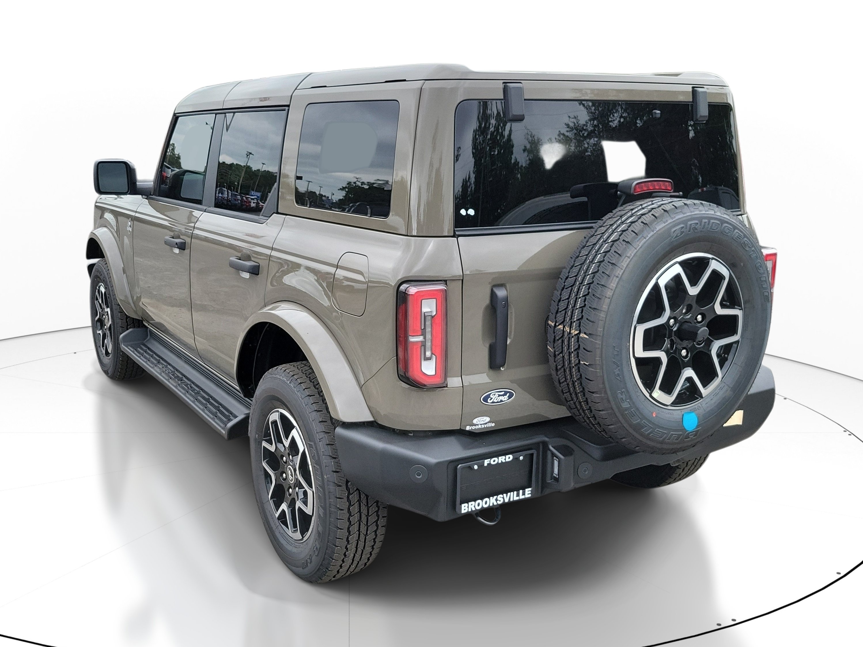 New 2026 Ford Bronco Outer Banks SUV