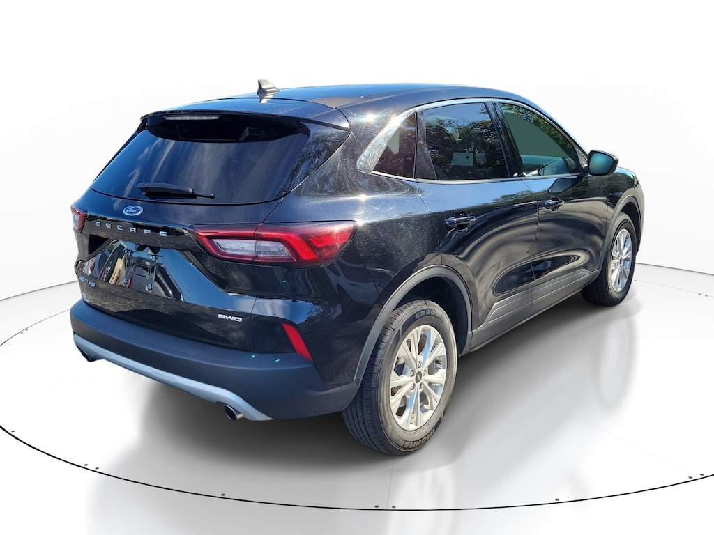 Used 2024 Ford Escape Active SUV