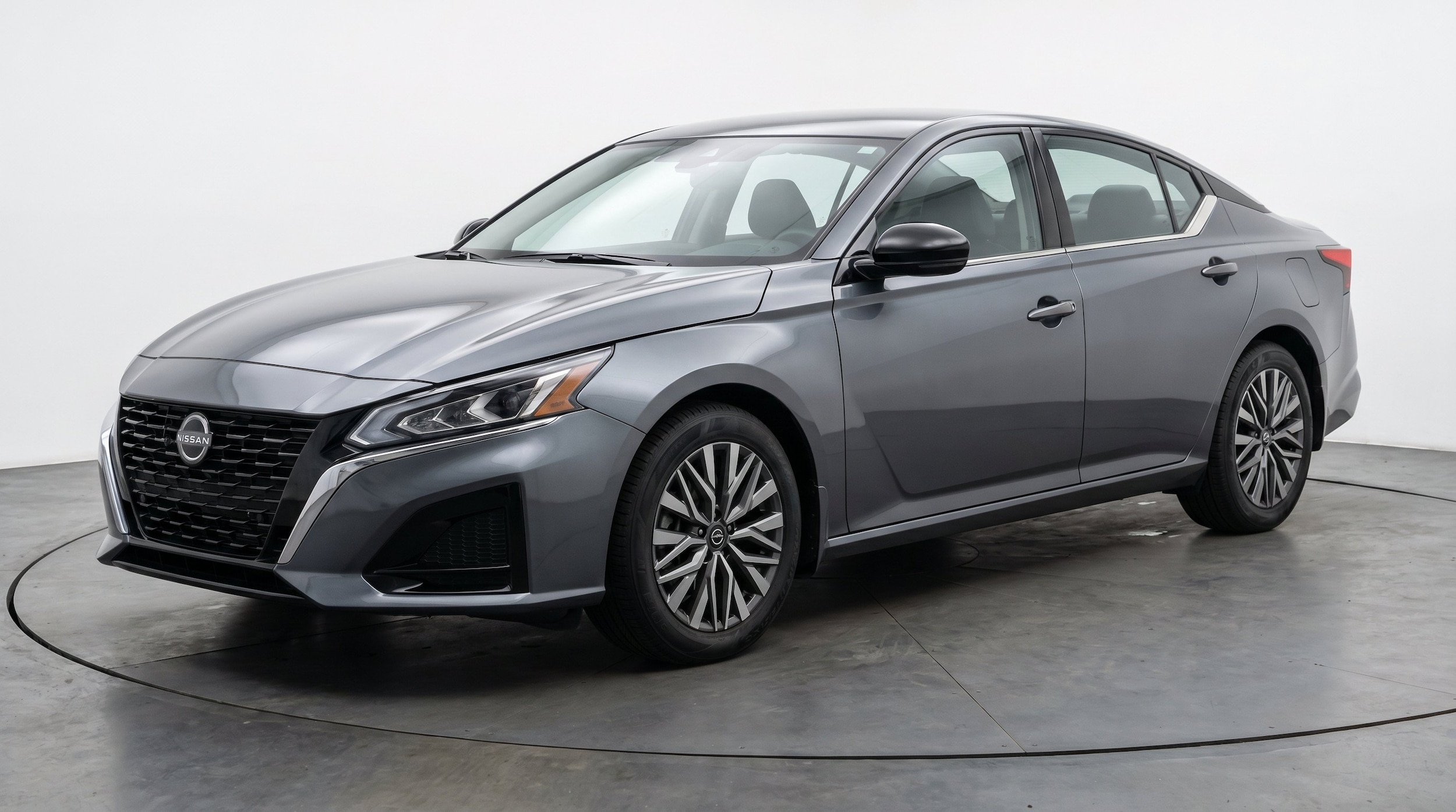 Thumbnail: 2025 Nissan Altima - 3