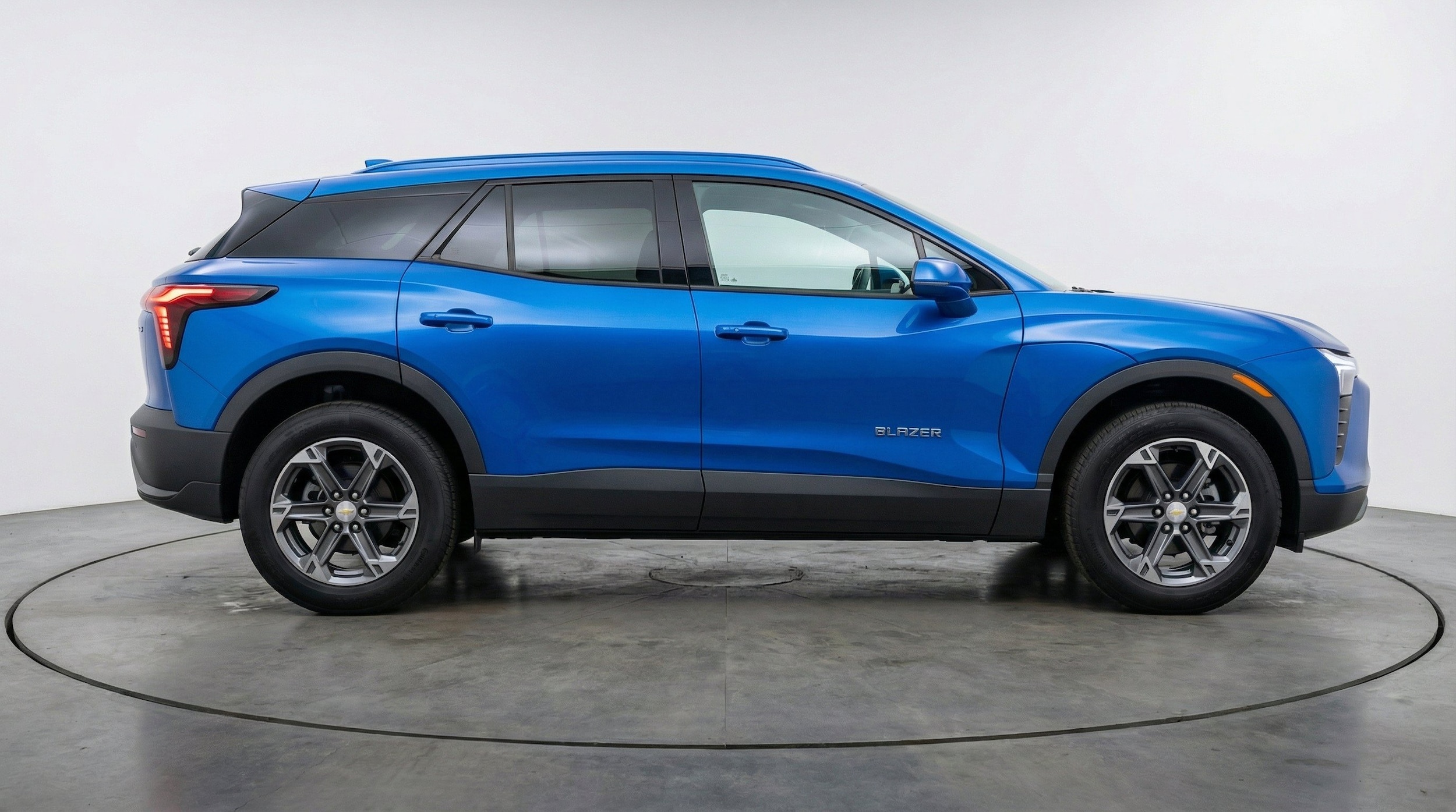 Thumbnail: 2025 Chevrolet Blazer - 10