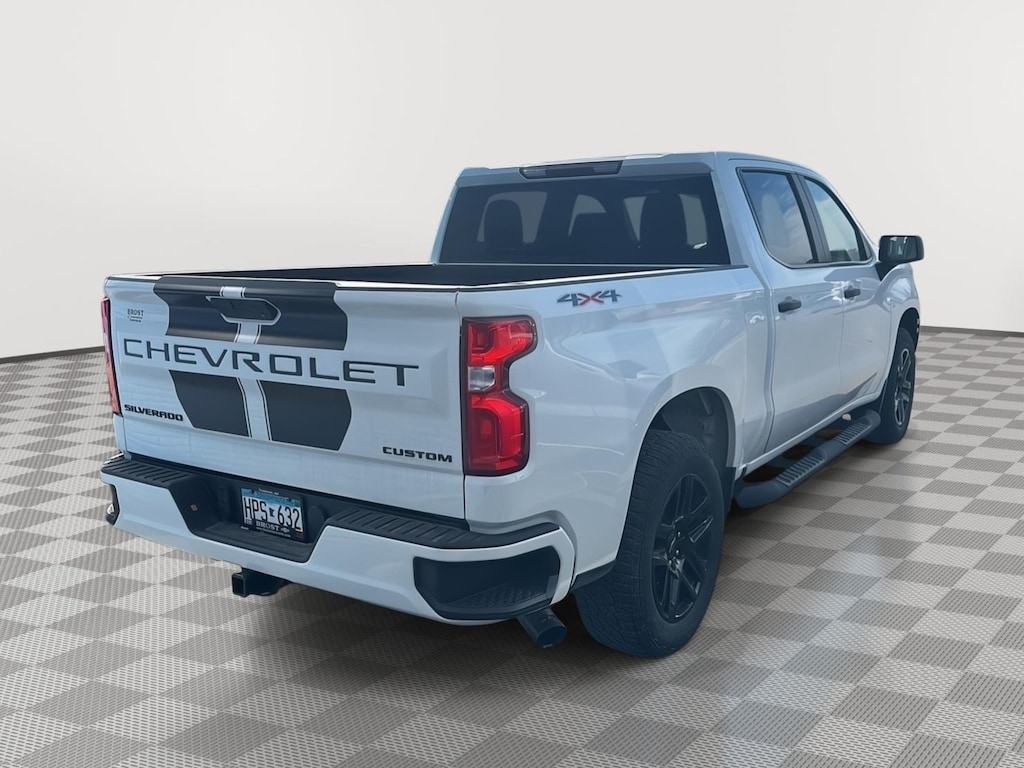 Used 2022 Chevrolet Silverado 1500 LTD Custom Truck