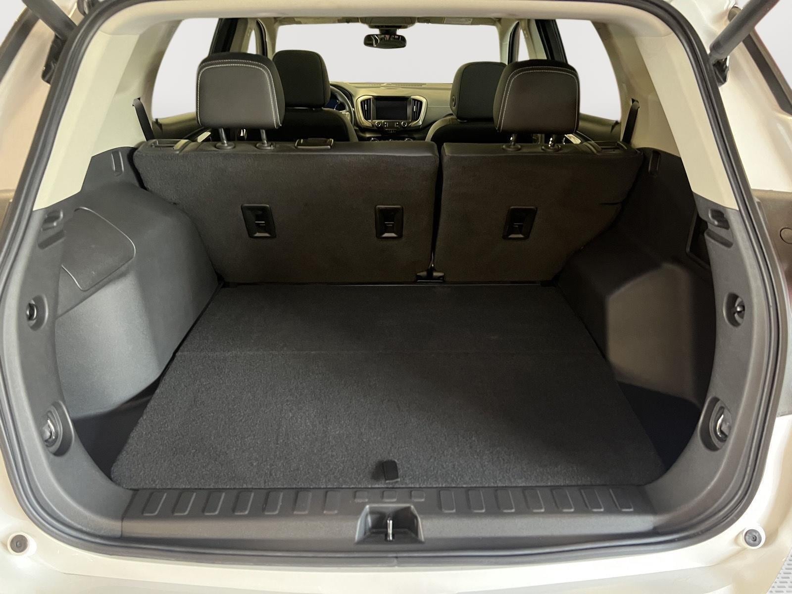 2023 GMC Terrain Denali - Photo 10