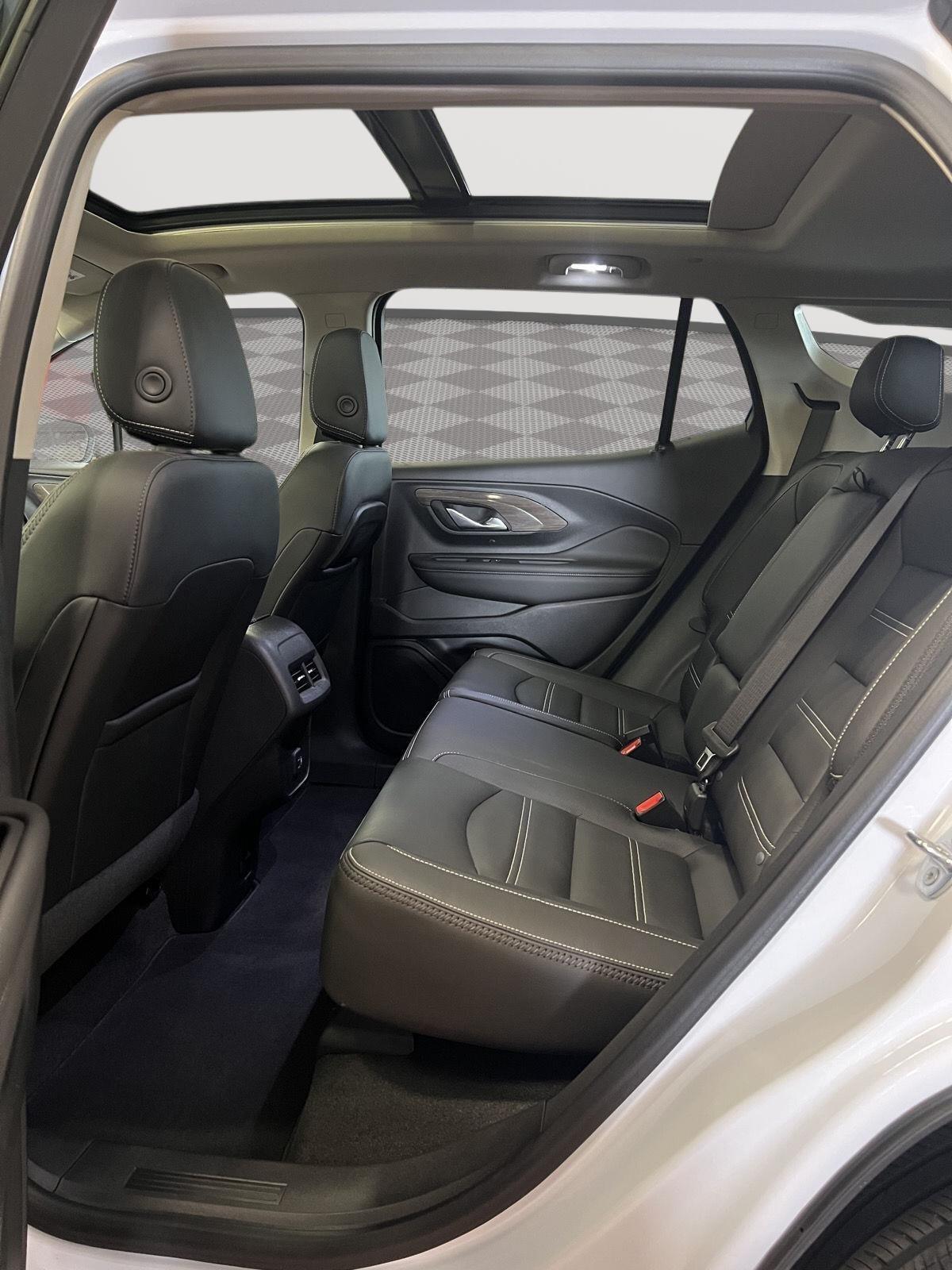 2023 GMC Terrain Denali - Photo 9