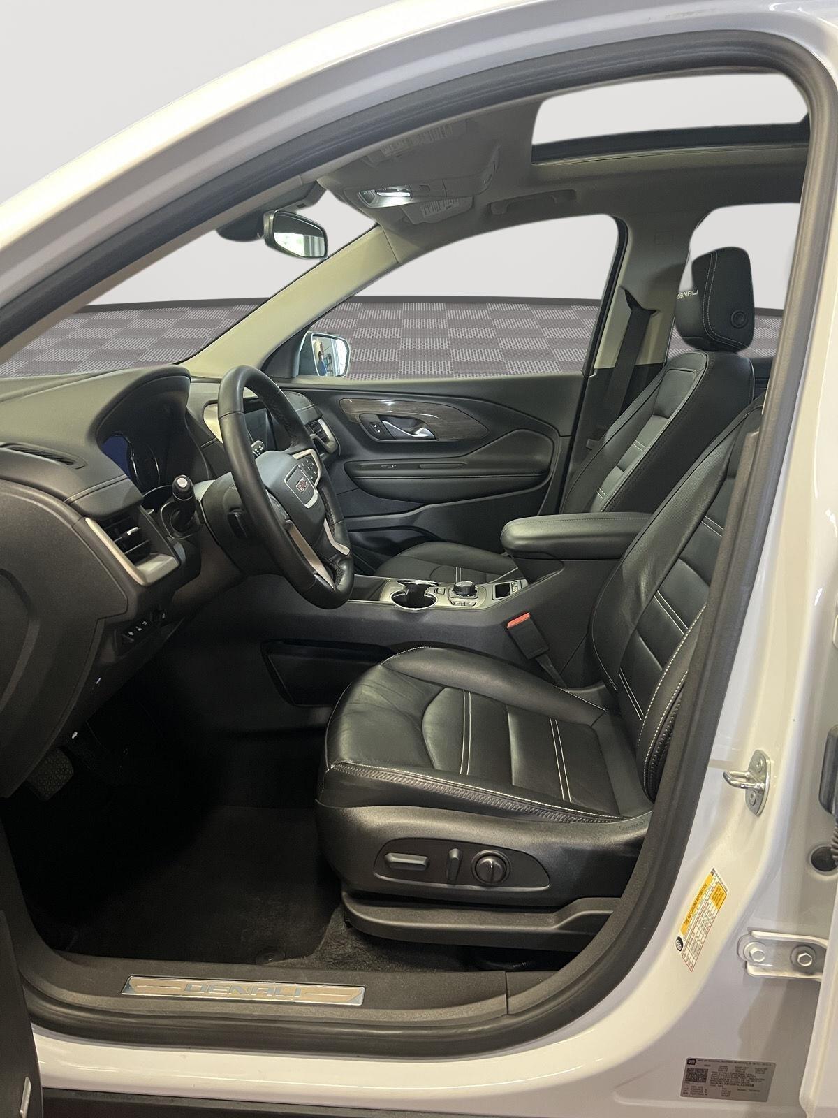 2023 GMC Terrain Denali - Photo 8