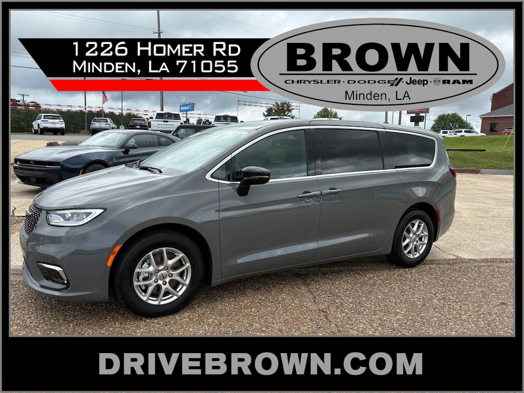 Used 2025 Chrysler Pacifica Select Van Passenger Van