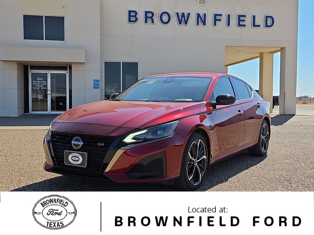 2024 Nissan Altima SR