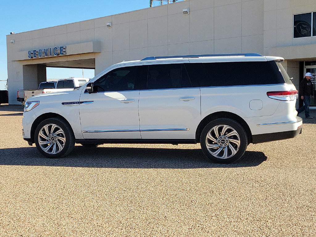Used 2024 Lincoln Navigator L Reserve SUV