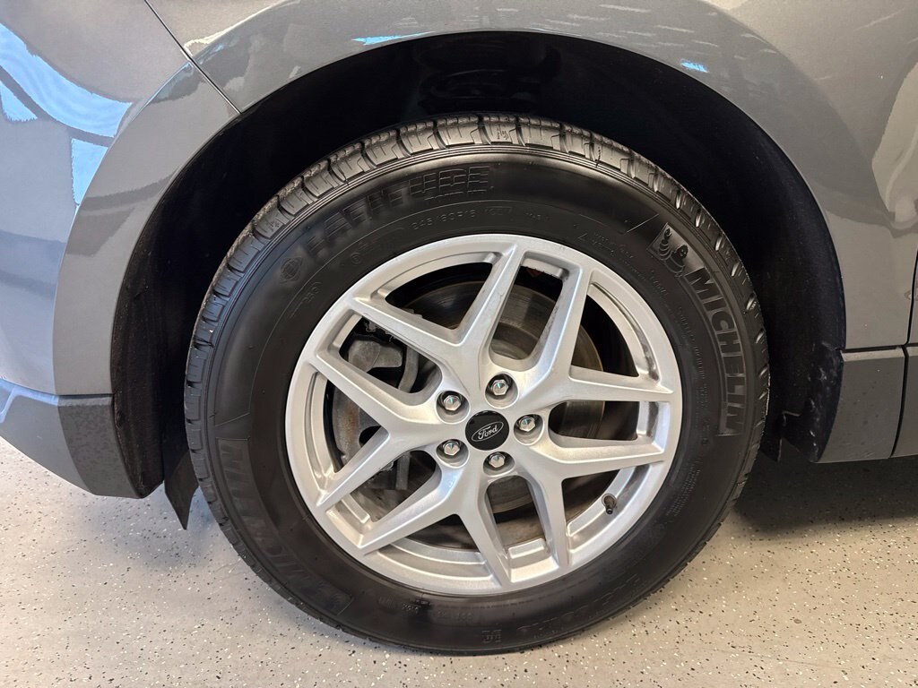 Used 2024 Ford Edge SEL SUV