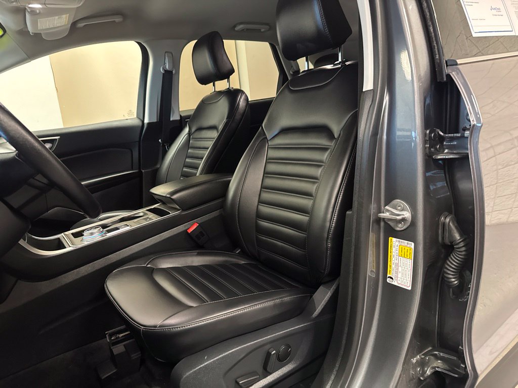 Used 2024 Ford Edge SEL SUV