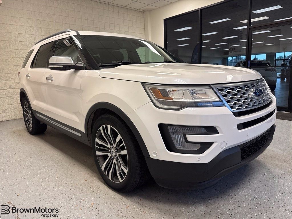 Used 2017 Ford Explorer Platinum SUV