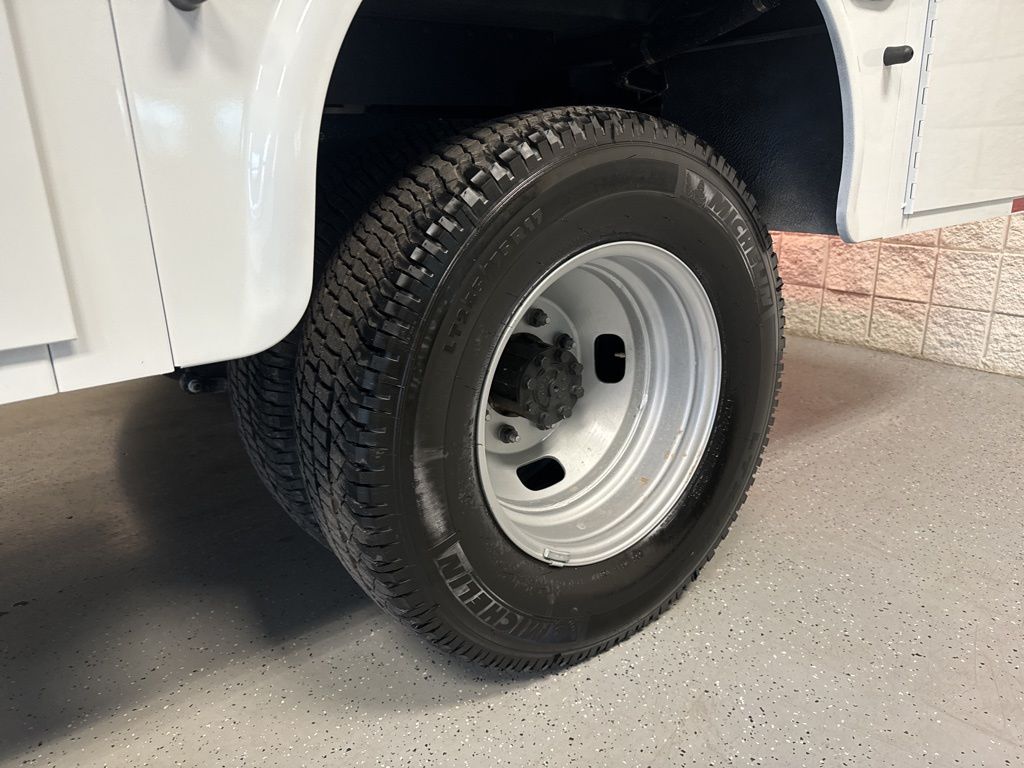 New 2026 Ford F-350SD XL Chassis