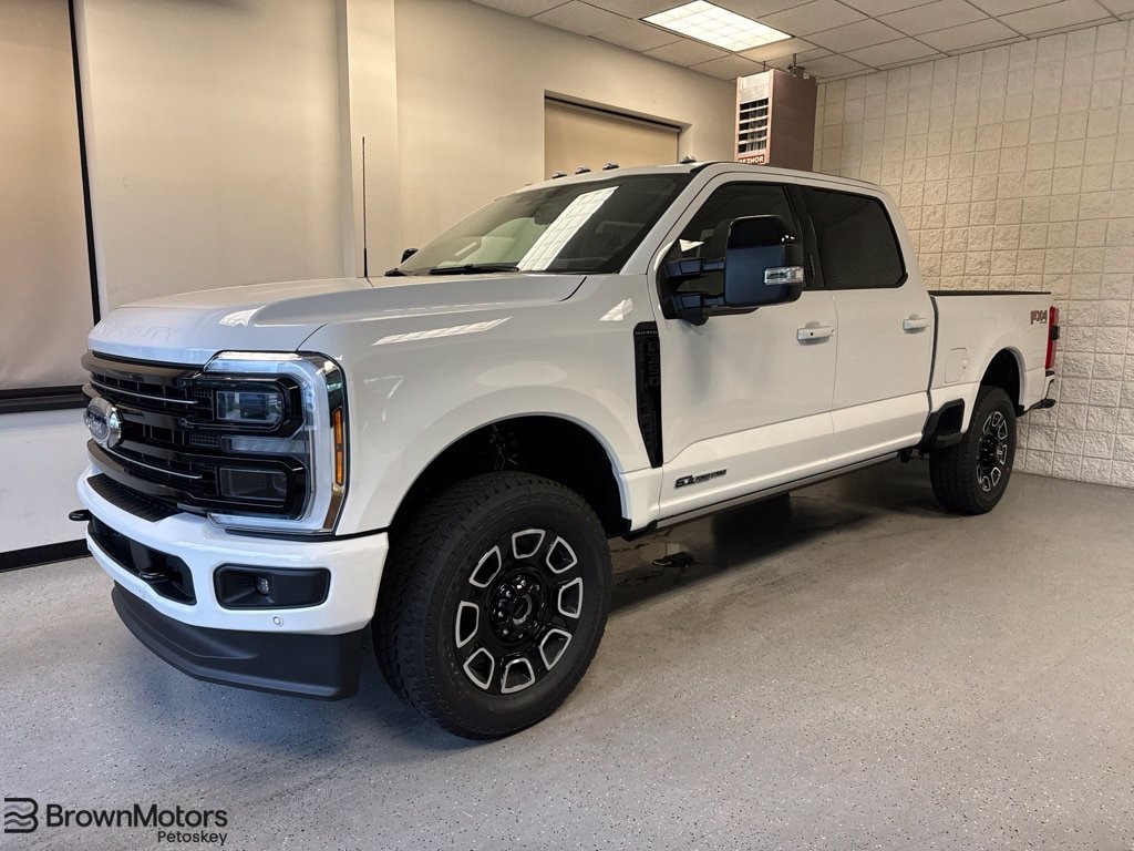 New 2026 Ford F-350 F-350® Platinum® Truck Crew Cab