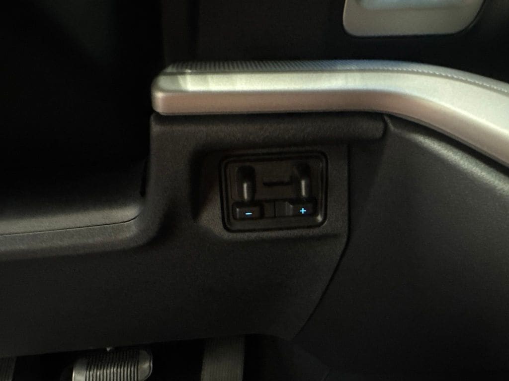 2025 Ford Expedition Active - Photo 38
