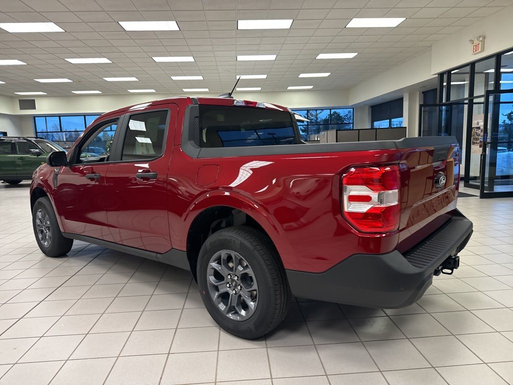 2025 Ford Maverick XLT - Photo 12