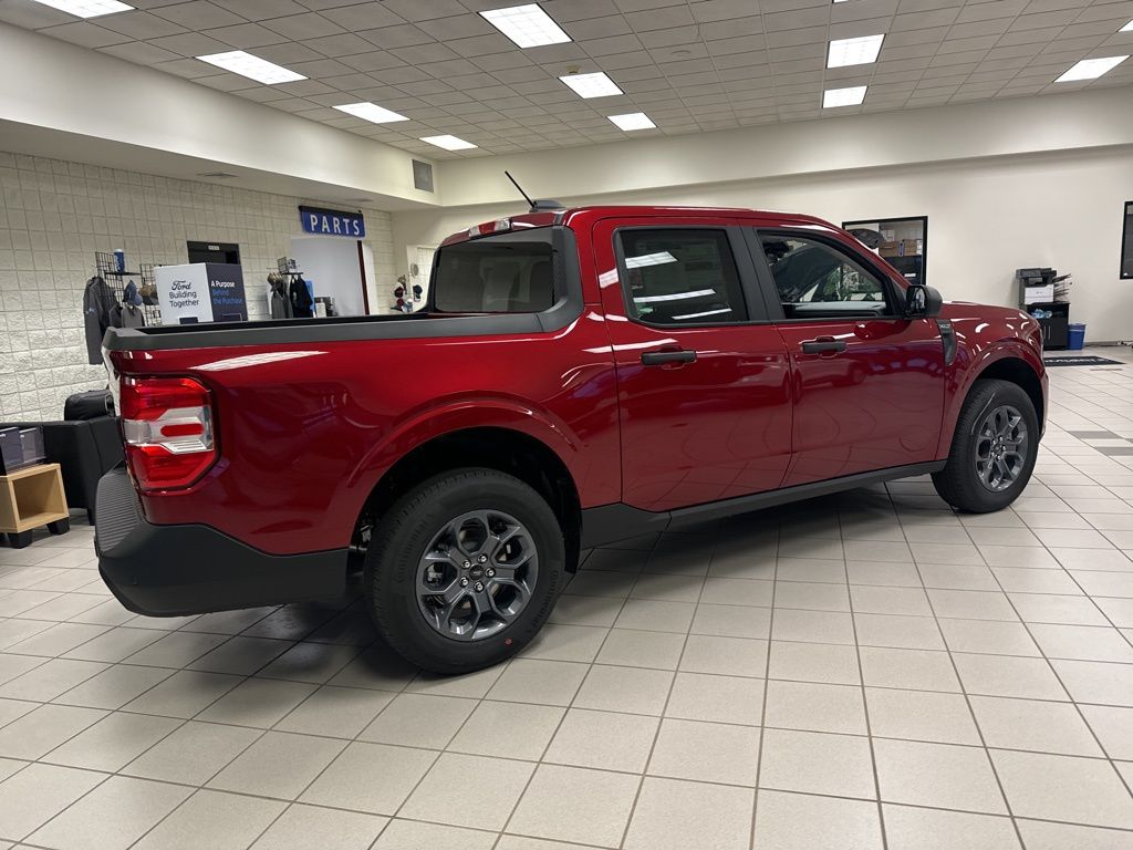 2025 Ford Maverick XLT - Photo 7