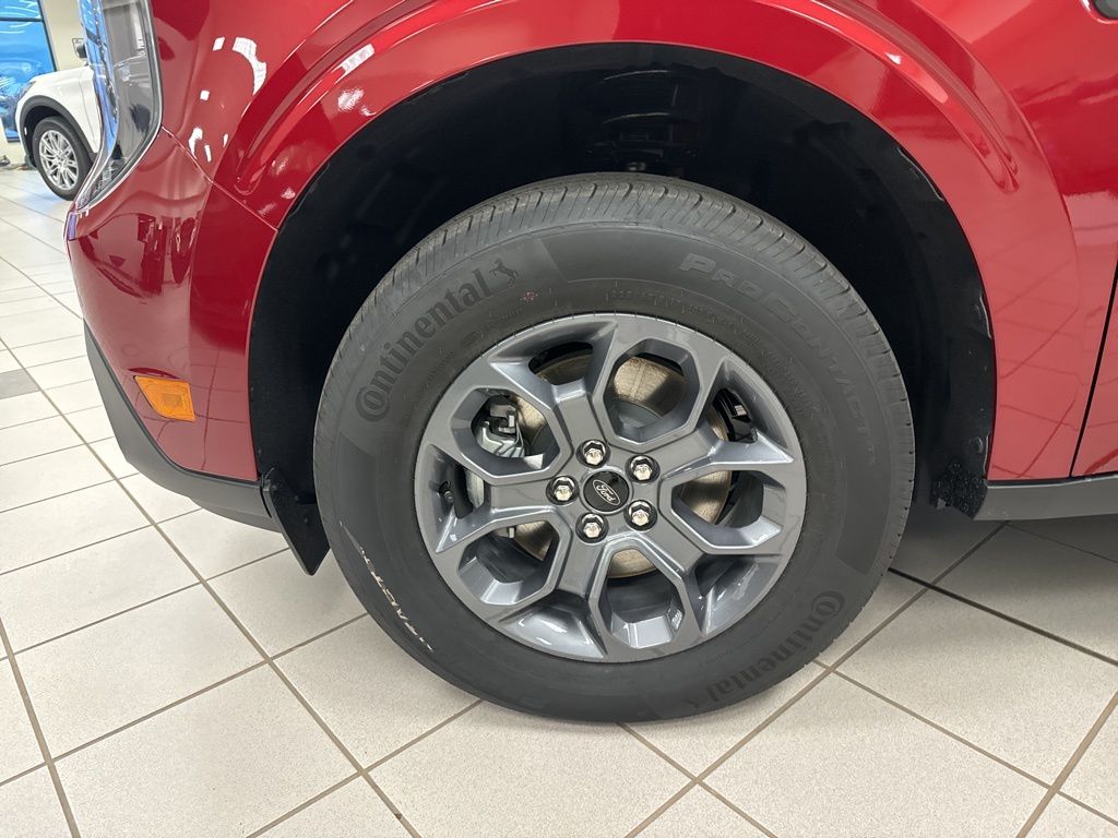 2025 Ford Maverick XLT - Photo 16