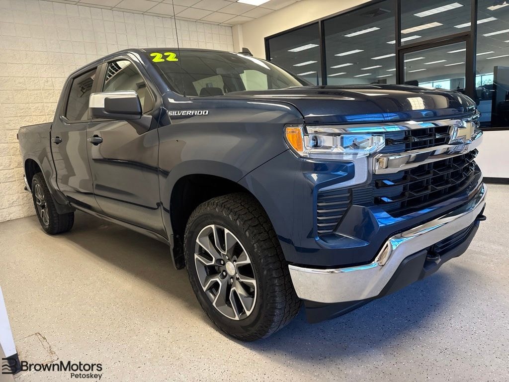 Used 2022 Chevrolet Silverado 1500 LT Truck Crew Cab