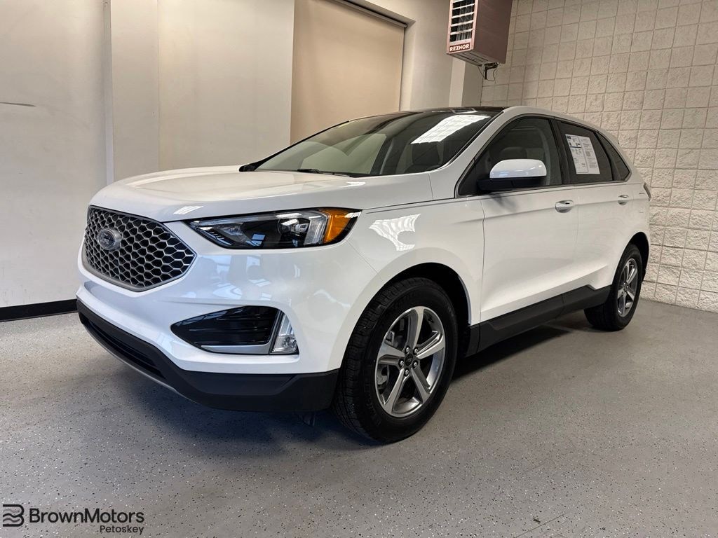 Certified 2024 Ford Edge SUV