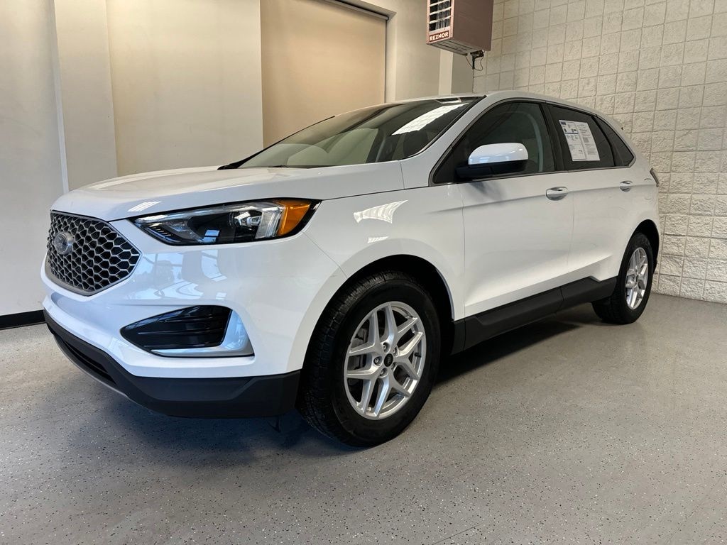 Certified 2024 Ford Edge SUV