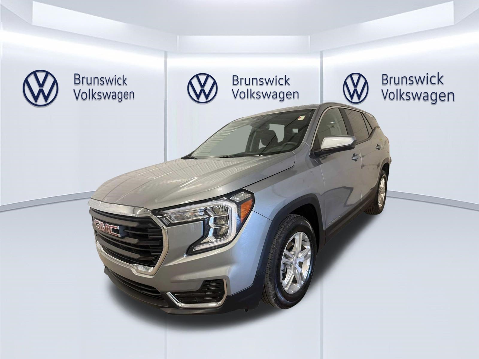 Featured Pre-Owned 2024 GMC Terrain SLE SUV for sale near you in Brunswick, OH