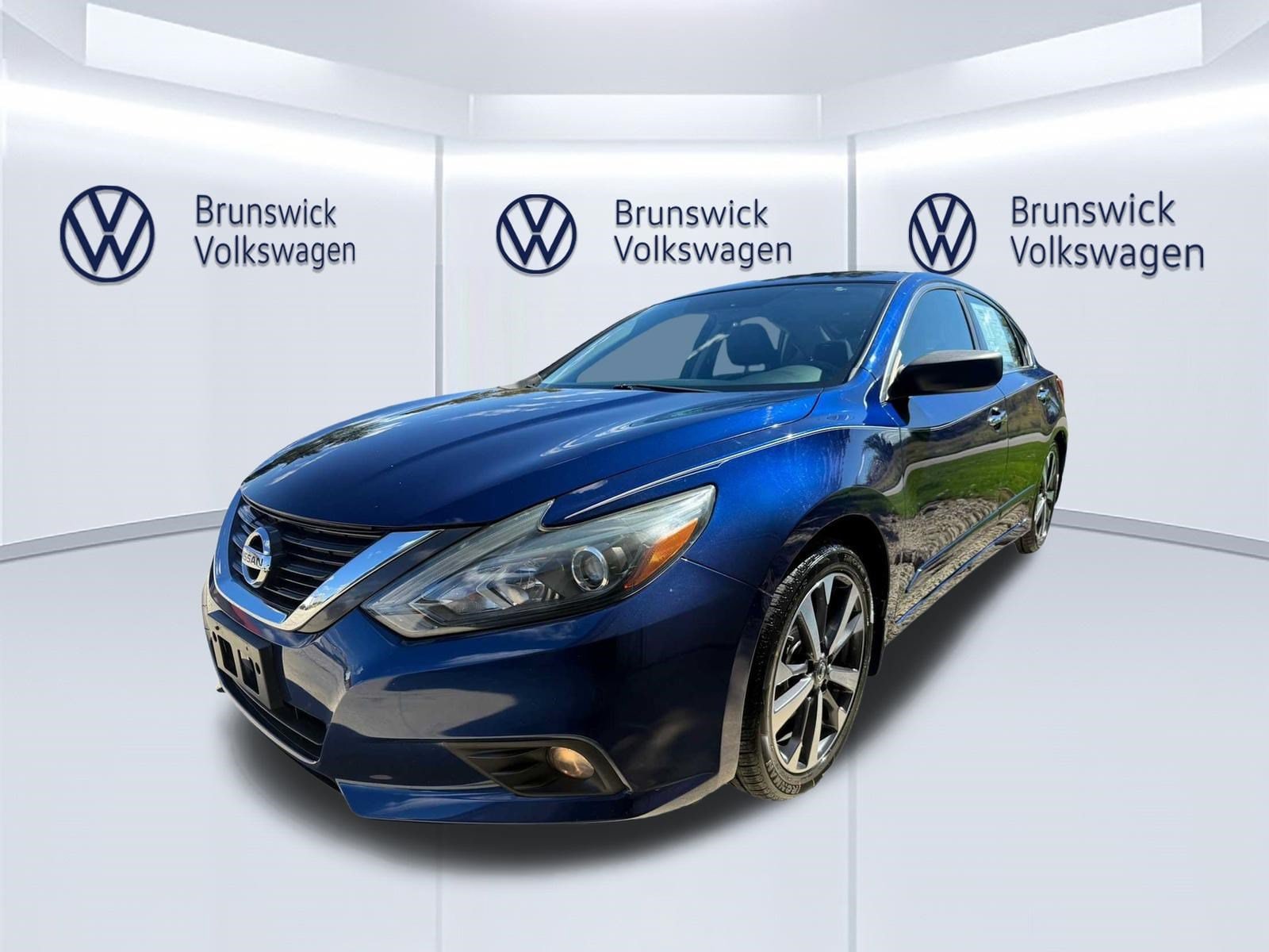 2016 Nissan Altima SR