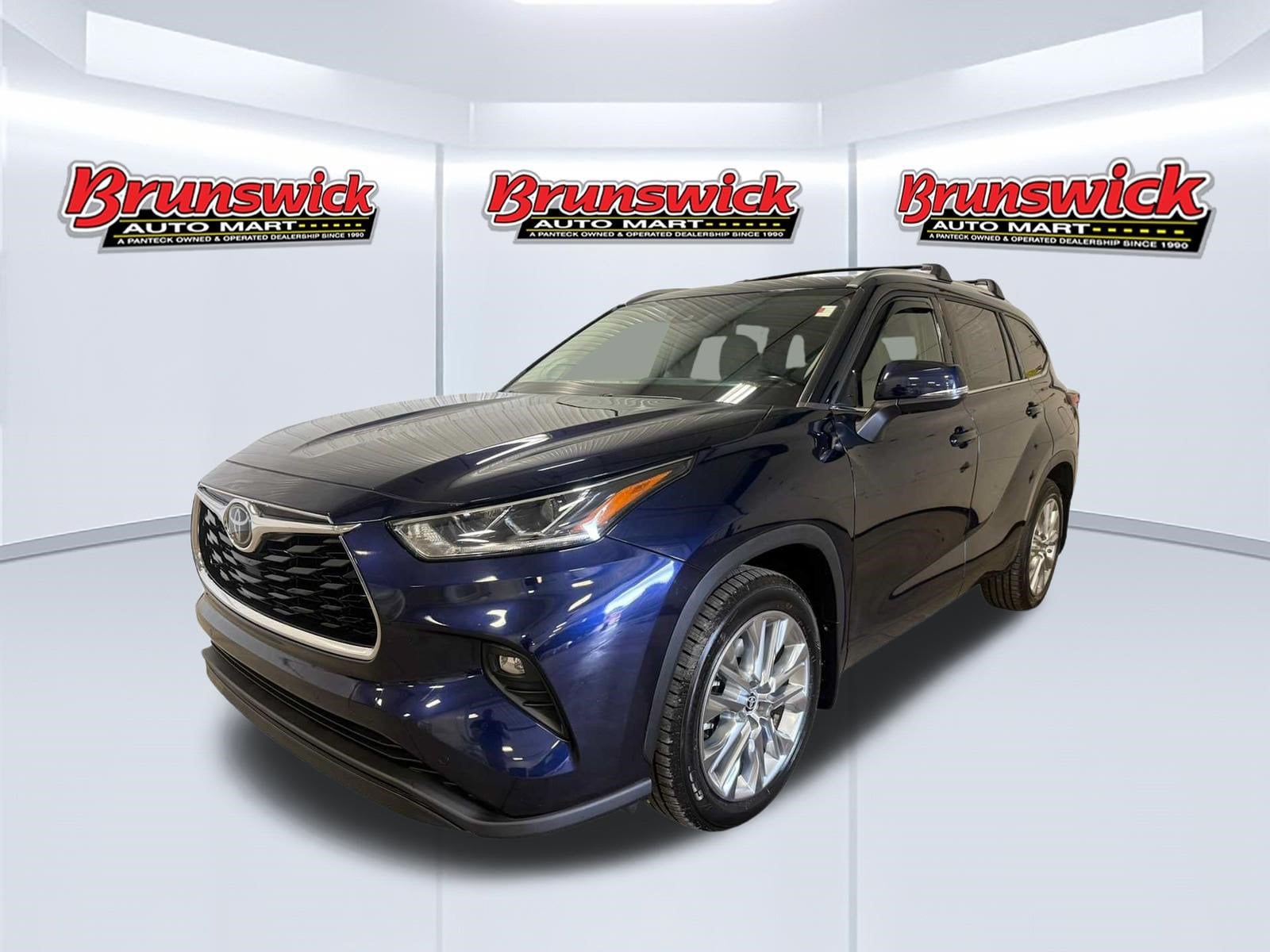 2021 Toyota Highlander SUV 
