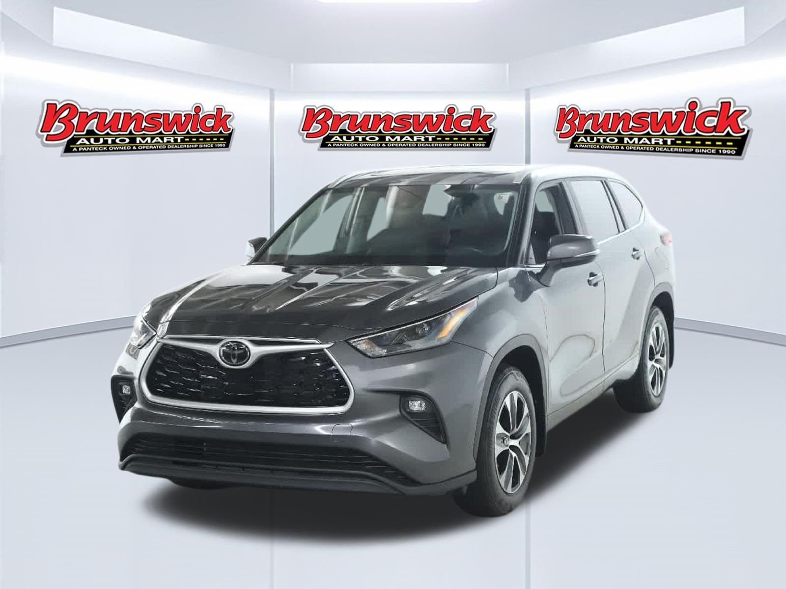 2023 Toyota Highlander SUV 