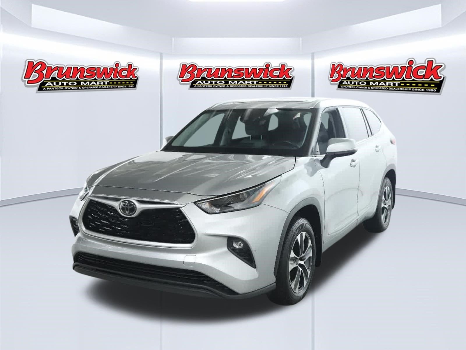 2022 Toyota Highlander SUV 