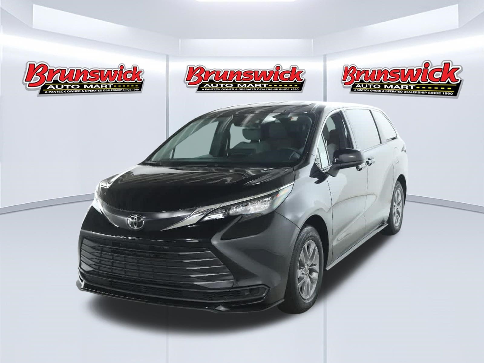 2026 Toyota Sienna Van Passenger Van 