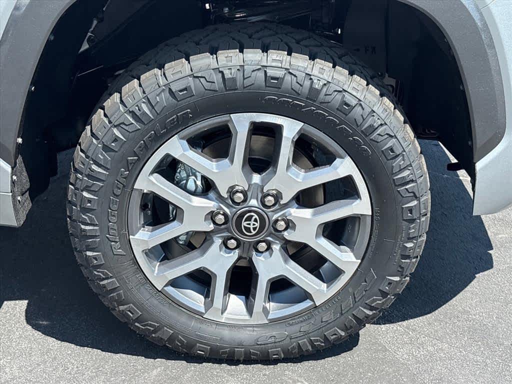 2026 Toyota Tundra 1794 Edition - Photo 32
