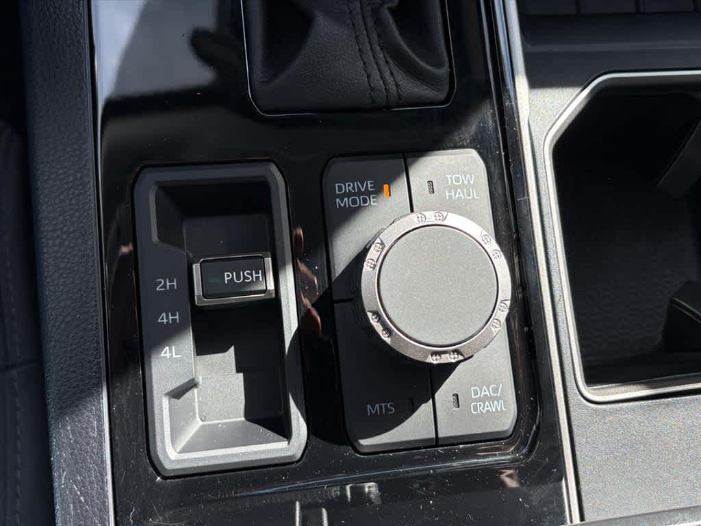 2024 Toyota Tundra SR5 - Photo 17