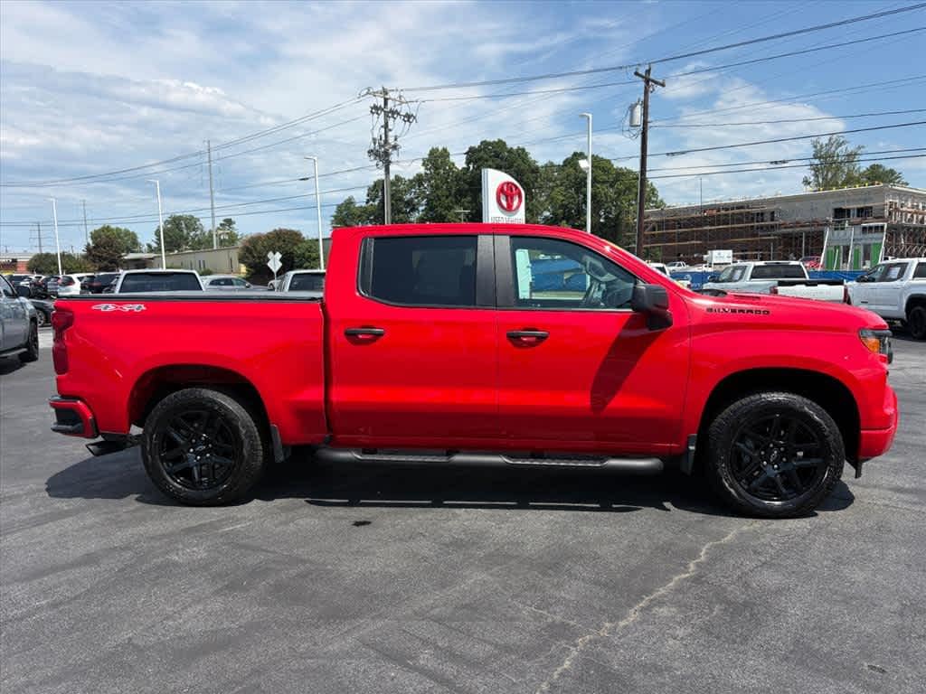 Used 2025 Chevrolet Silverado 1500 Custom 4WD Crew Cab 147 4WD Crew Cab 147