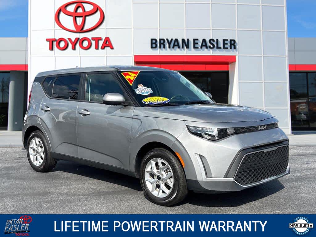 2024 Kia Soul LX