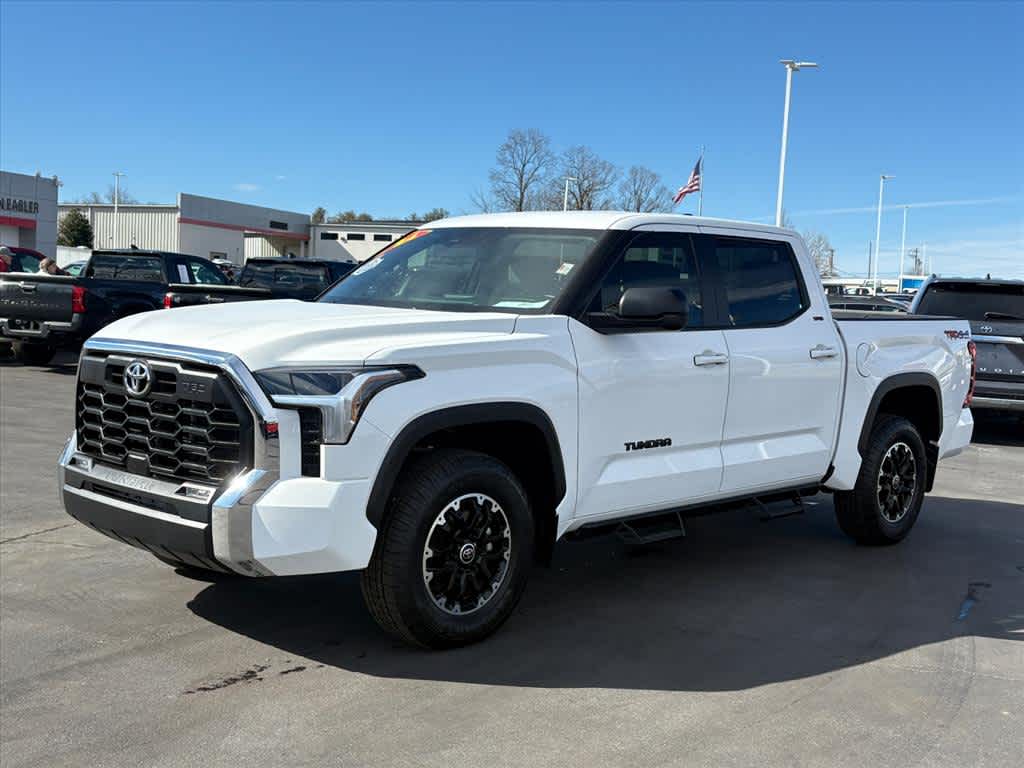 2024 Toyota Tundra SR5 - Photo 25