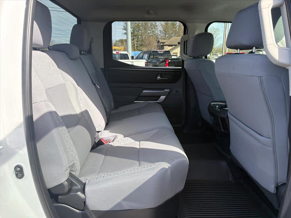 2024 Toyota Tundra SR5 - Photo 7