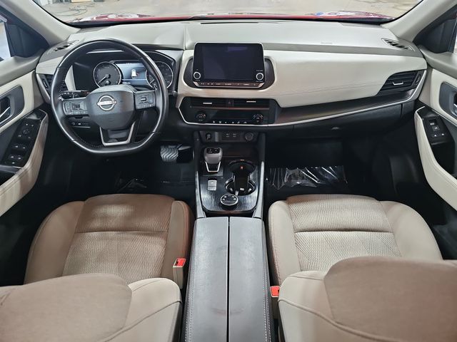 2025 Nissan Rogue SV - Photo 9