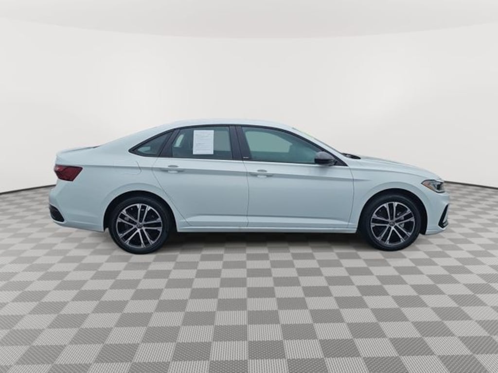 Used 2025 Volkswagen Jetta 1.5T Sport Sedan