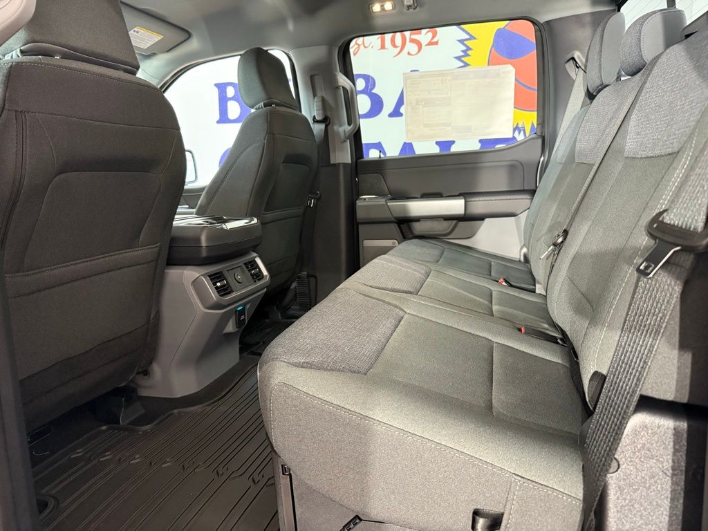 2026 Ford F-150 XLT - Photo 17