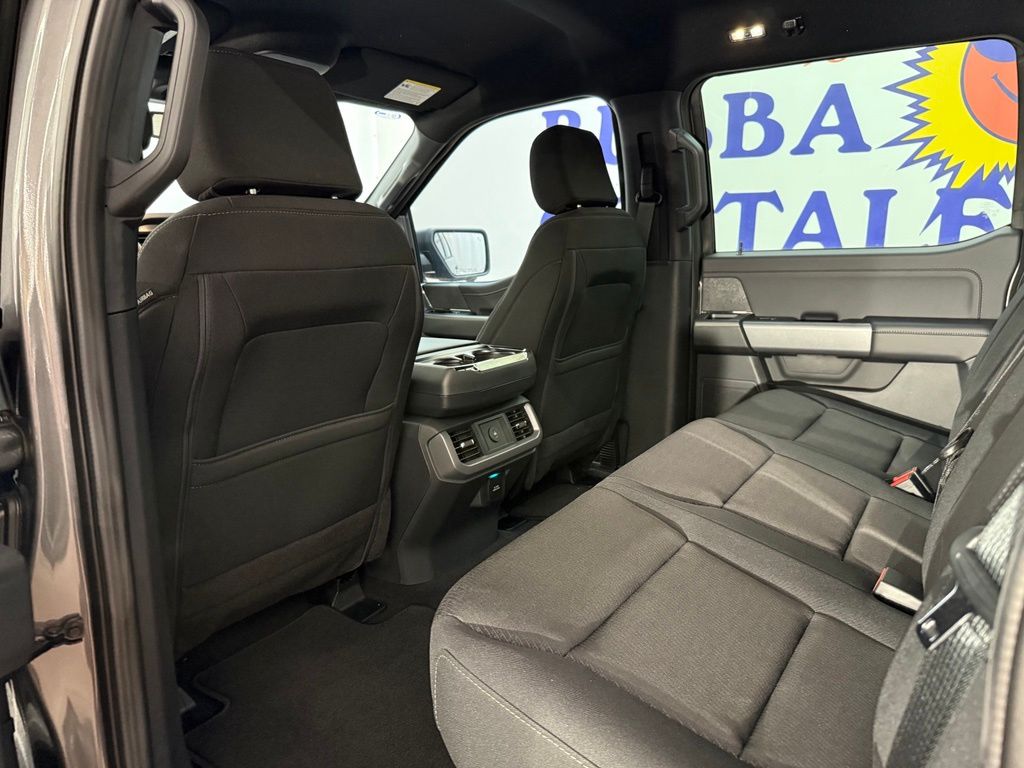2026 Ford F-150 XLT - Photo 16