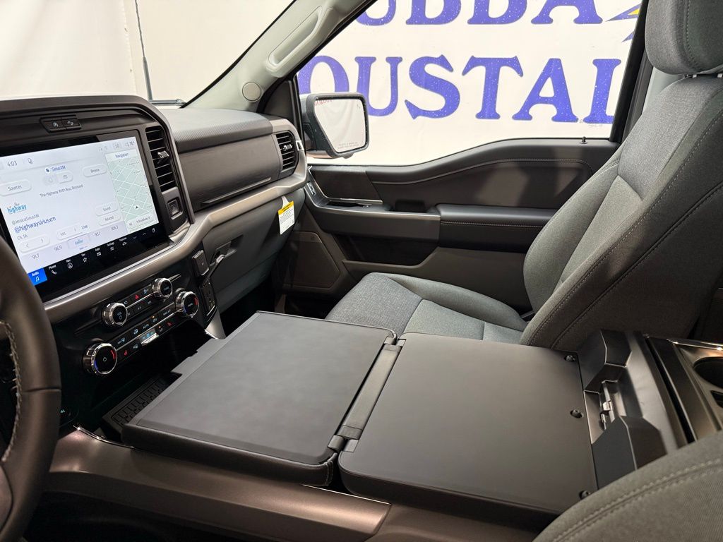 2026 Ford F-150 XLT - Photo 16