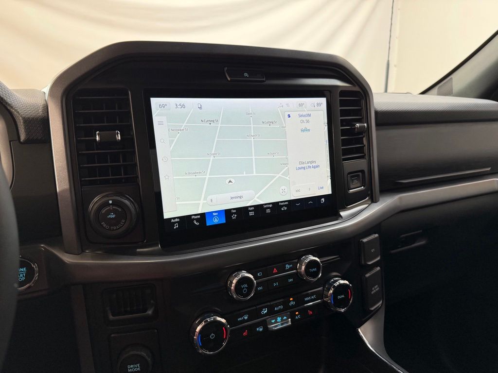 2026 Ford F-150 XLT - Photo 13