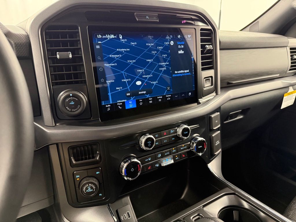 2026 Ford F-150 XLT - Photo 13