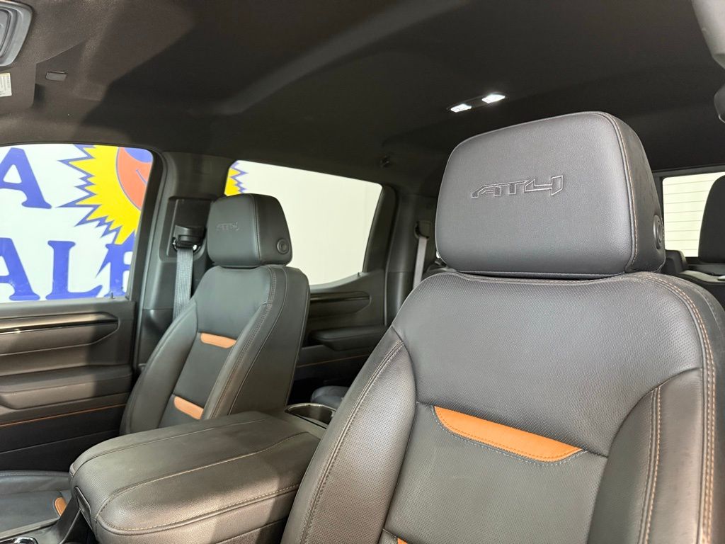 2026 GMC Sierra 1500 AT4 - Photo 9