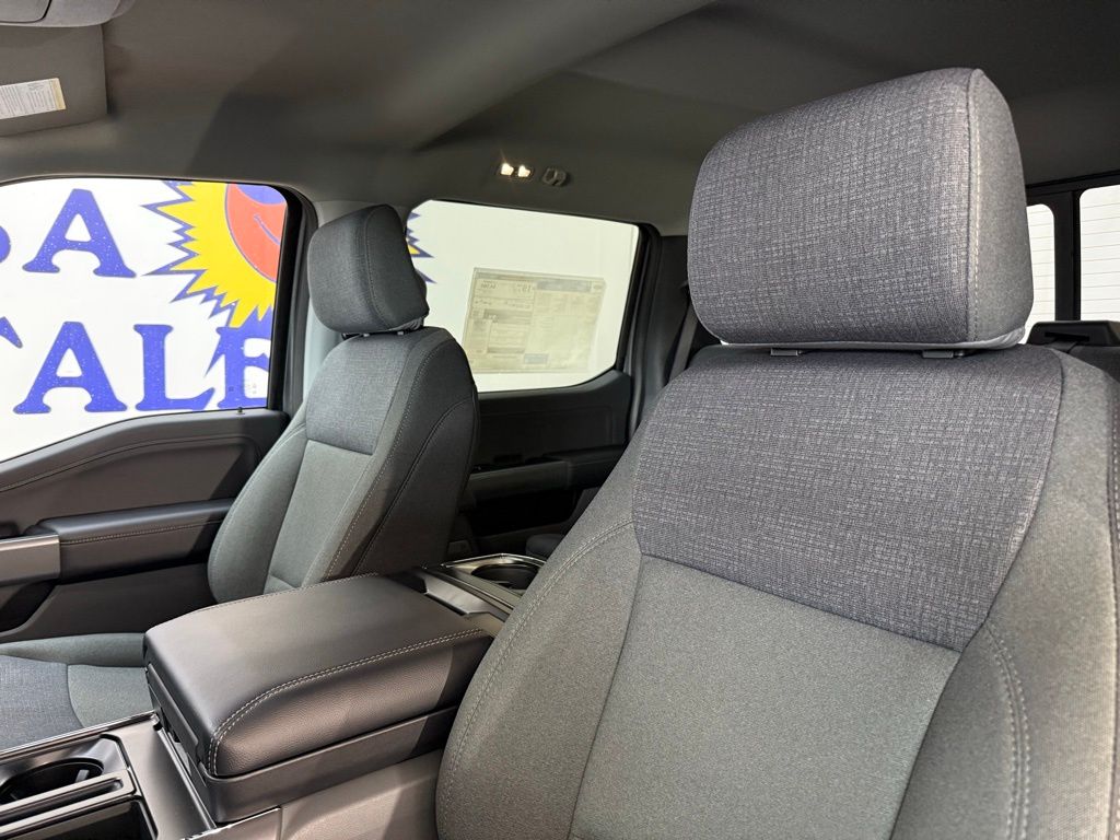 2026 Ford F-150 XLT - Photo 9