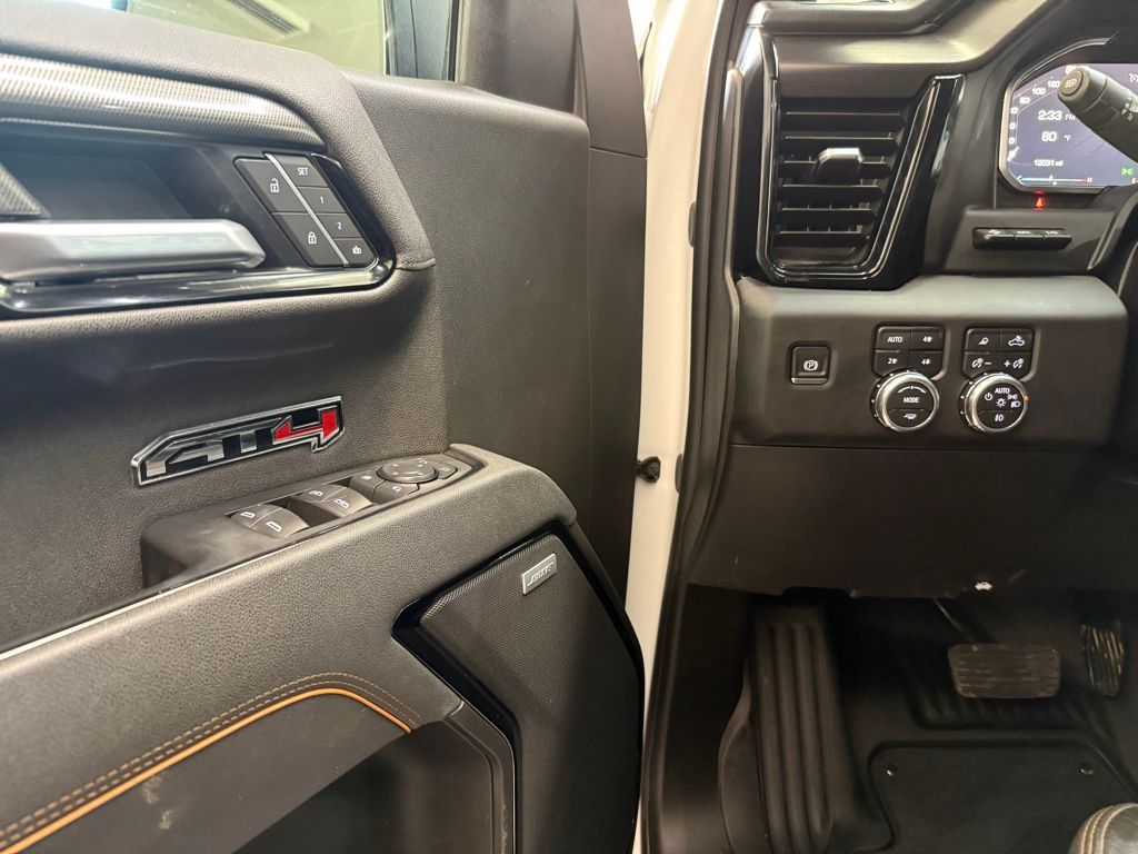 2026 GMC Sierra 1500 AT4 - Photo 12