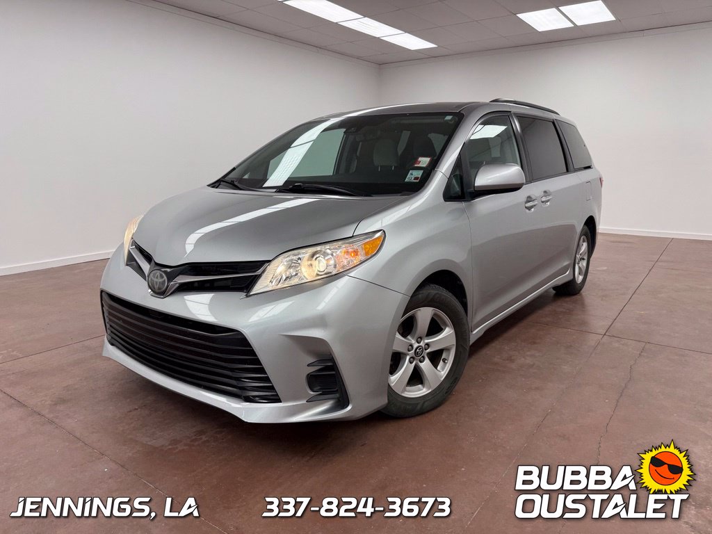 Used 2020 Toyota Sienna LE Minivan/Van