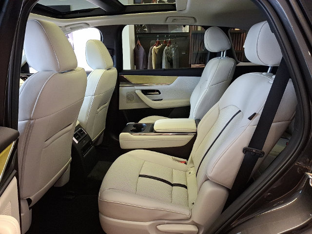 2026 Mazda CX-90 Premium Plus Package - Photo 10