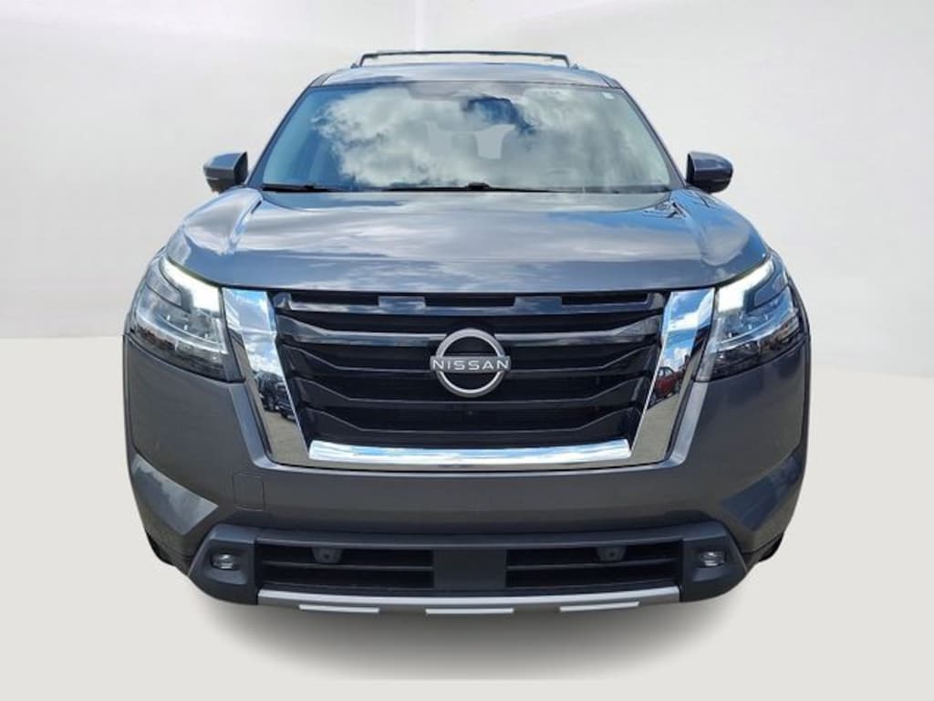 Used 2022 Nissan Pathfinder SL SUV