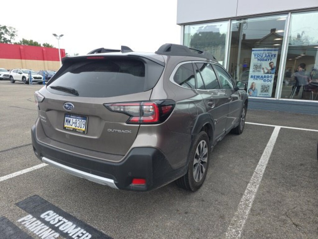 Used 2024 Subaru Outback Limited SUV