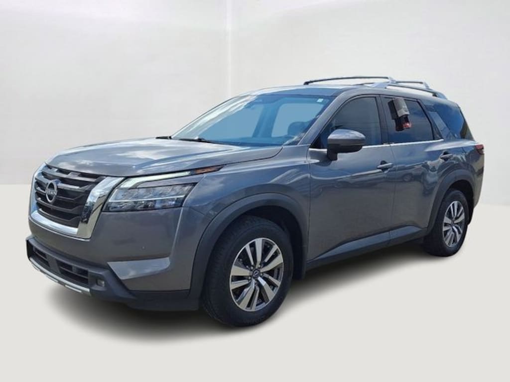 Used 2022 Nissan Pathfinder SL SUV